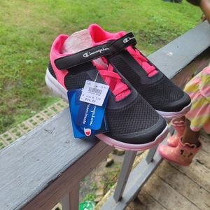 Girls Champion shoe size 4.5